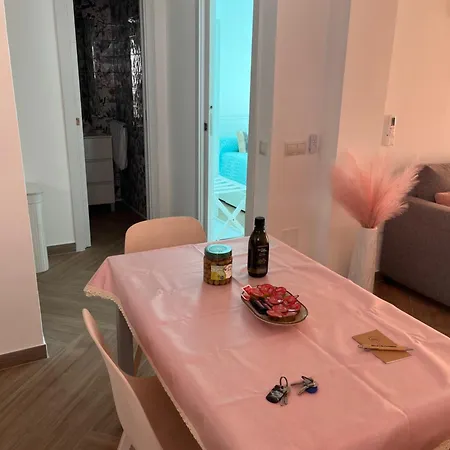 Marta Sol Y Mar La Carihuela